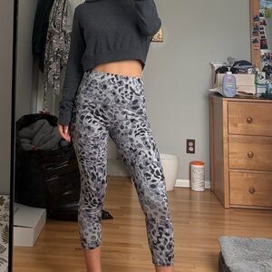 Champion Gray Leopard Print High-Waist Leggings